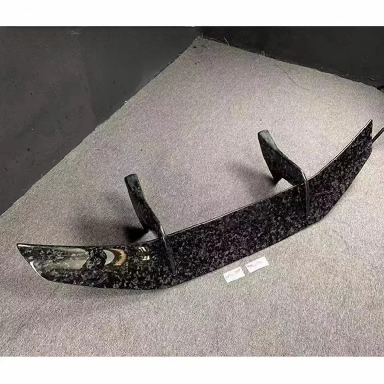 Lp580 Lp610 Dry Carbon Fiber Material Fit for Peformante Style Rear Wing Spoiler and Car Rear Wing and Rear Car